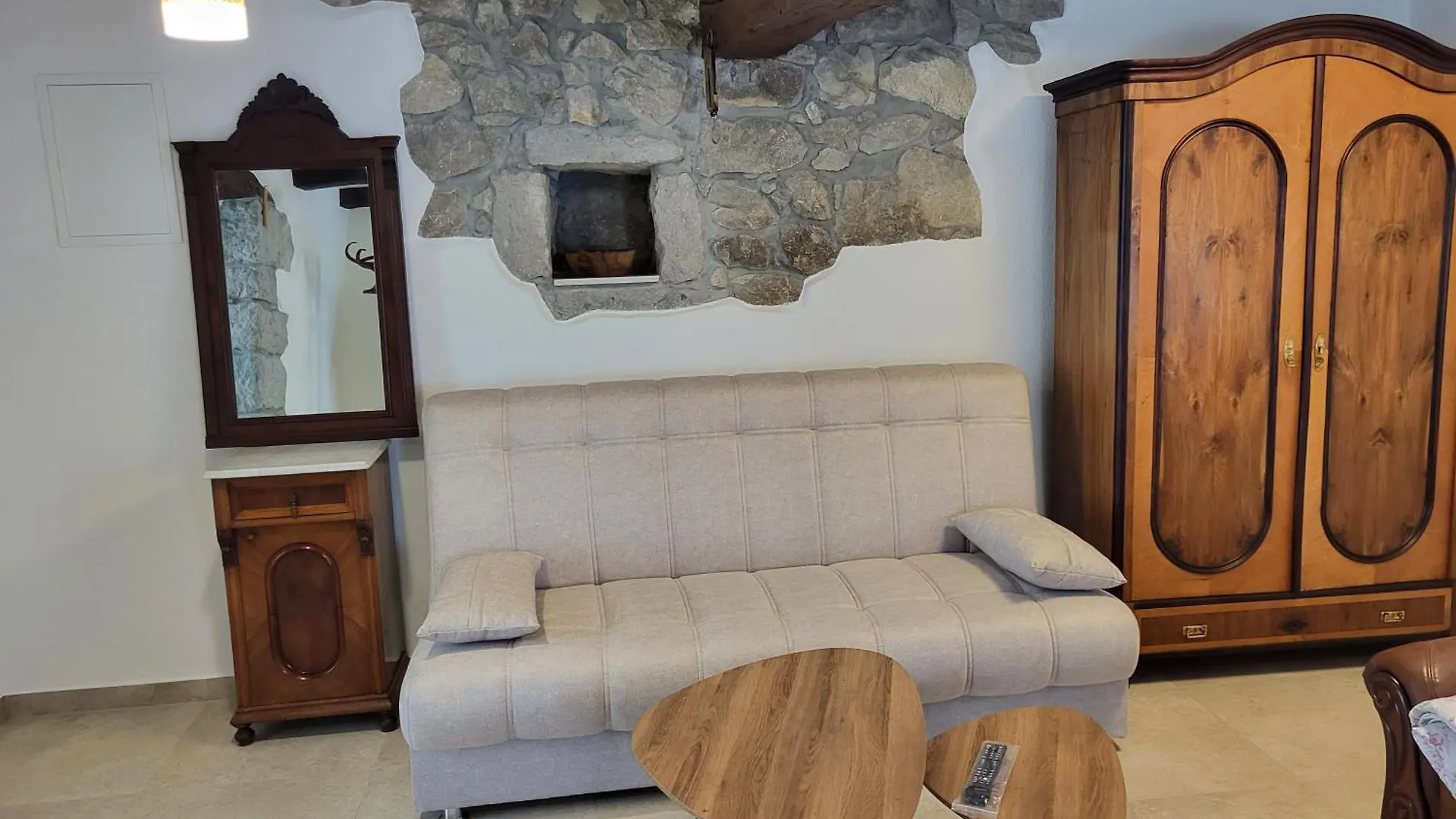 Baladur Prizemlje Apartment Roc